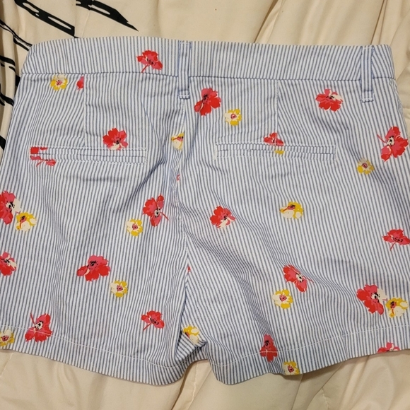 Old Navy Pin-Striped Floral Shorts - Picture 2 of 4